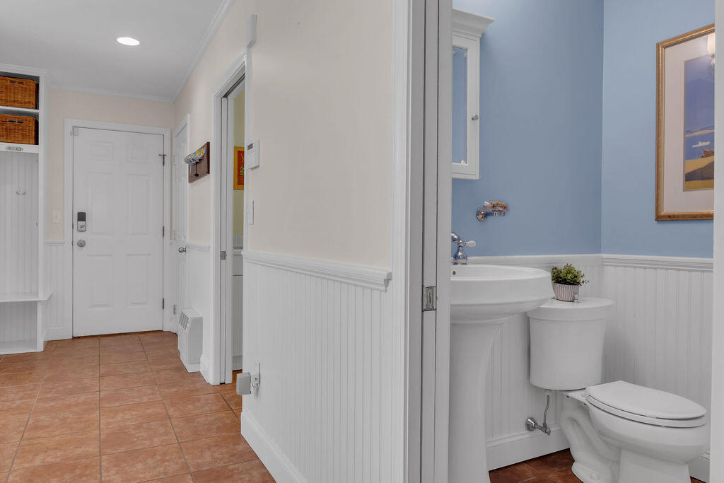 162 Oakwood Drive Yarmouth ME 04096