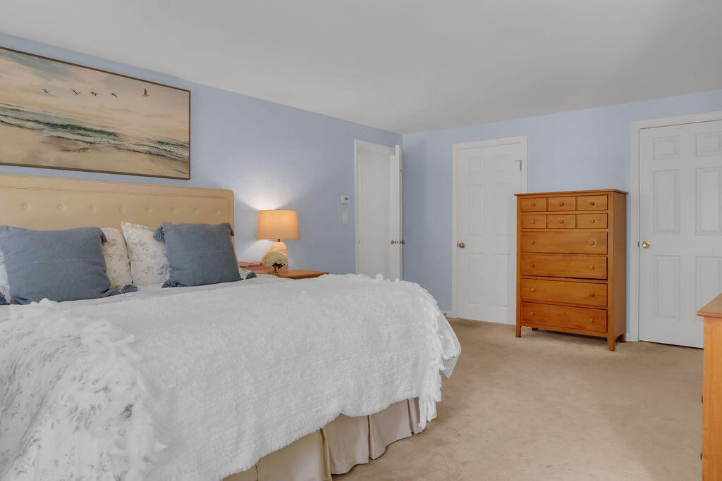 162 Oakwood Drive Yarmouth ME 04096