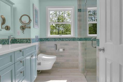 162 Oakwood Drive Yarmouth ME 04096