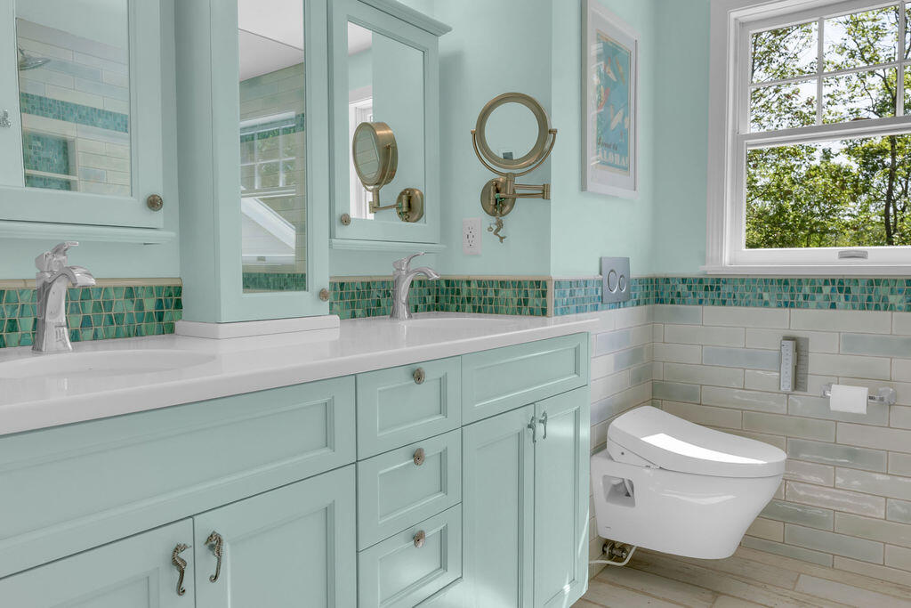 162 Oakwood Drive Yarmouth ME 04096