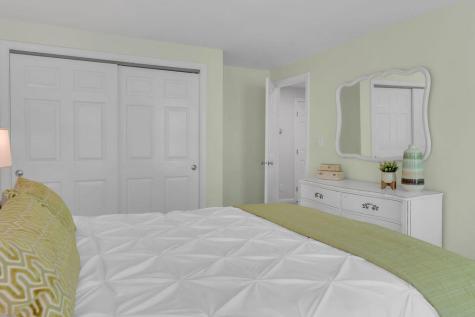 162 Oakwood Drive Yarmouth ME 04096