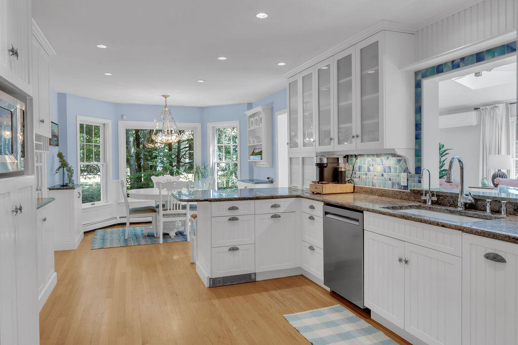 162 Oakwood Drive Yarmouth ME 04096