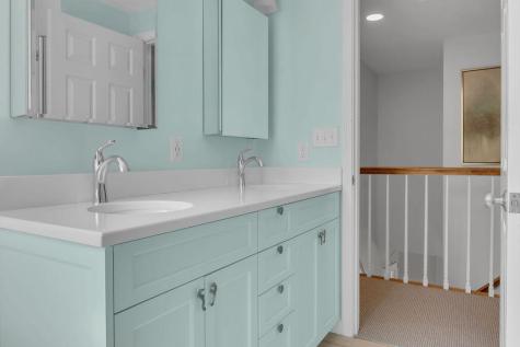 162 Oakwood Drive Yarmouth ME 04096