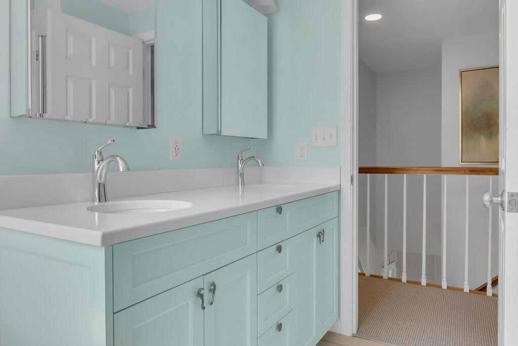 162 Oakwood Drive Yarmouth ME 04096