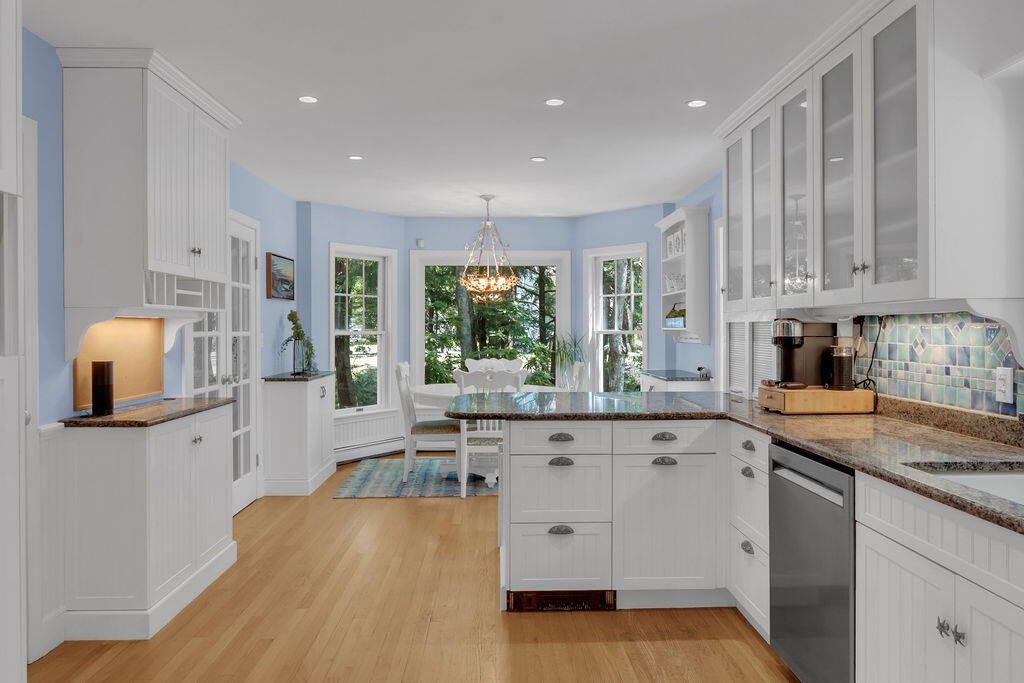 162 Oakwood Drive Yarmouth ME 04096