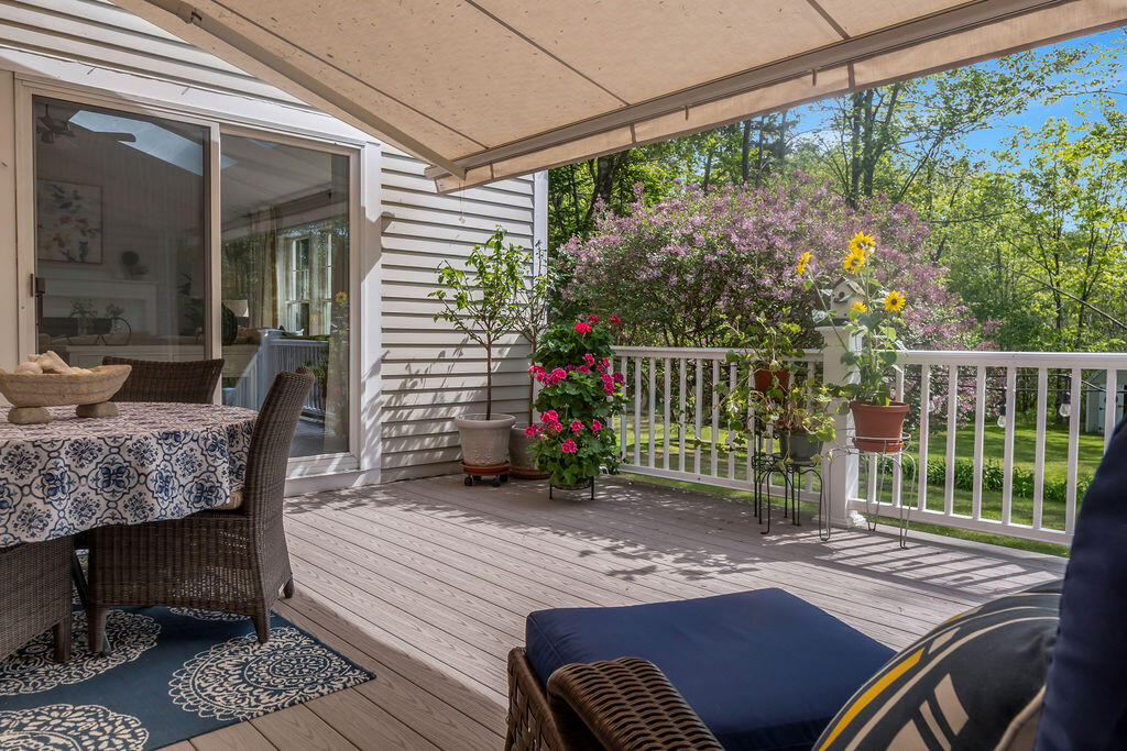 162 Oakwood Drive Yarmouth ME 04096