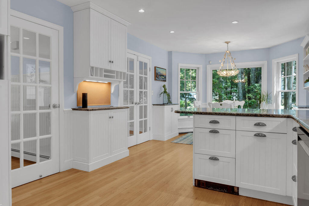 162 Oakwood Drive Yarmouth ME 04096