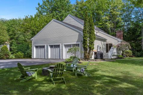 162 Oakwood Drive Yarmouth ME 04096