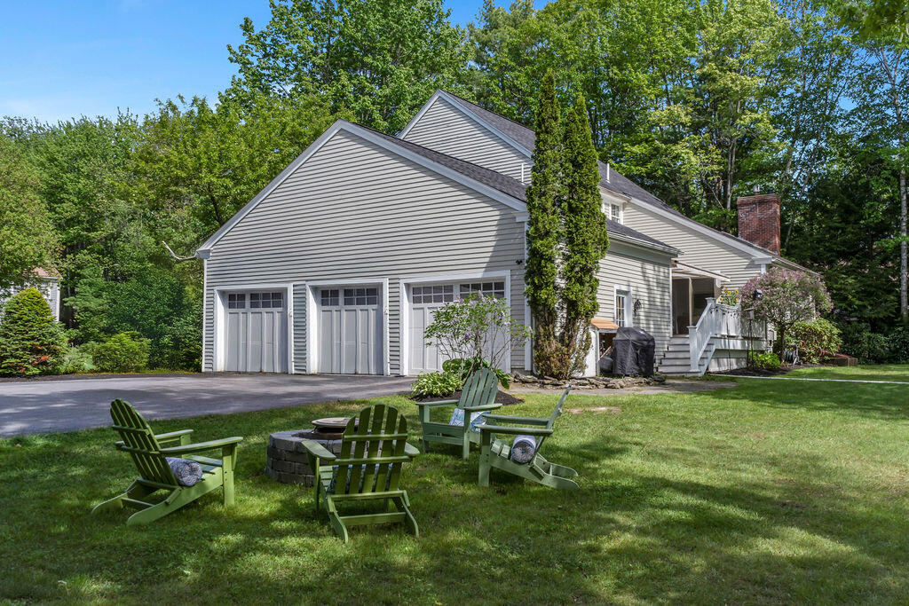 162 Oakwood Drive Yarmouth ME 04096