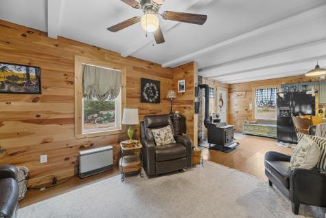 29 Cobb Cove Lincoln ME 04457