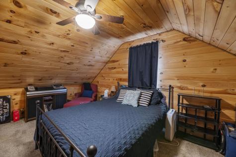 29 Cobb Cove Lincoln ME 04457