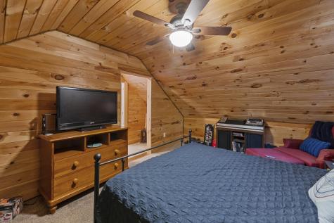 29 Cobb Cove Lincoln ME 04457