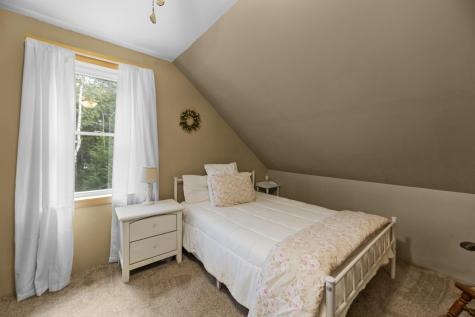 29 Cobb Cove Lincoln ME 04457