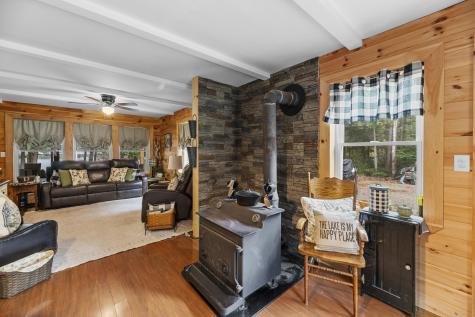 29 Cobb Cove Lincoln ME 04457