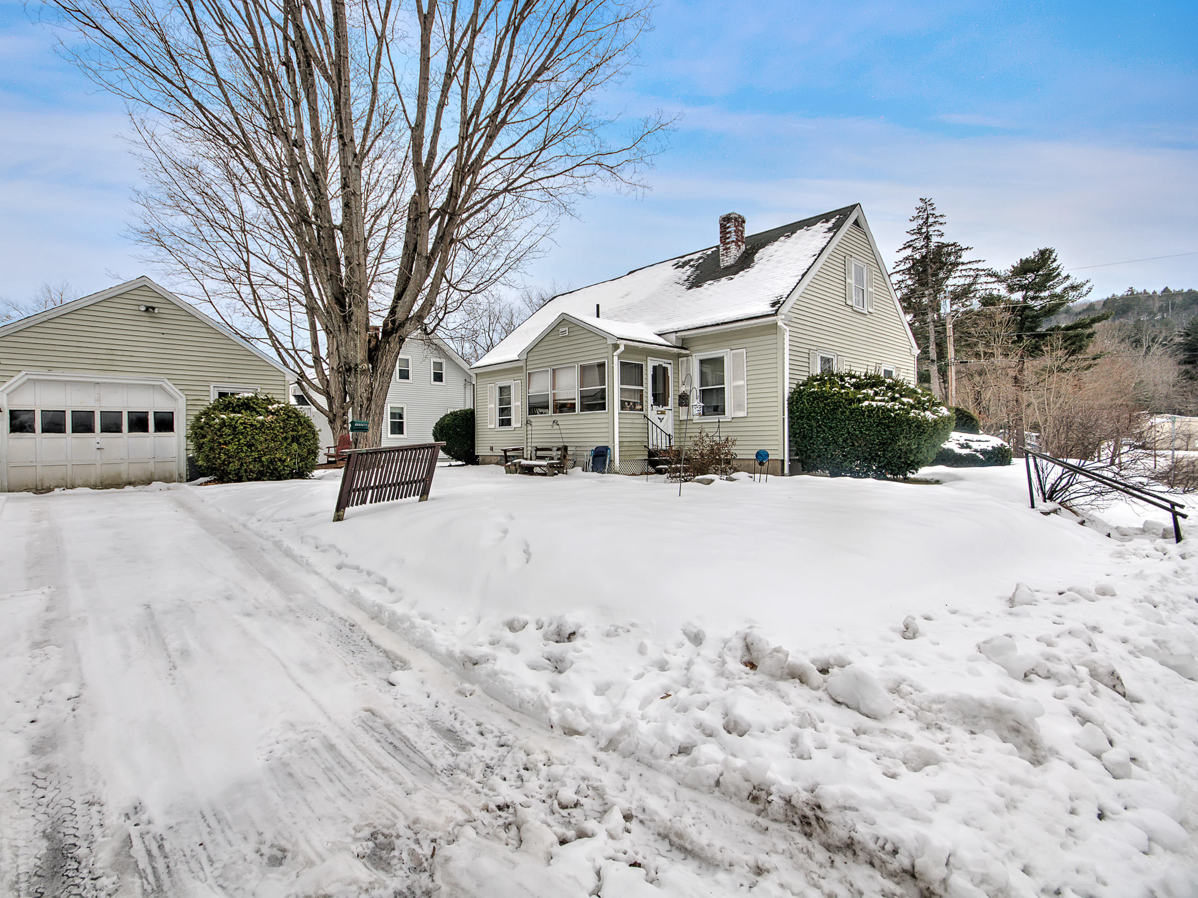 19 South Grove Street Augusta ME 04330