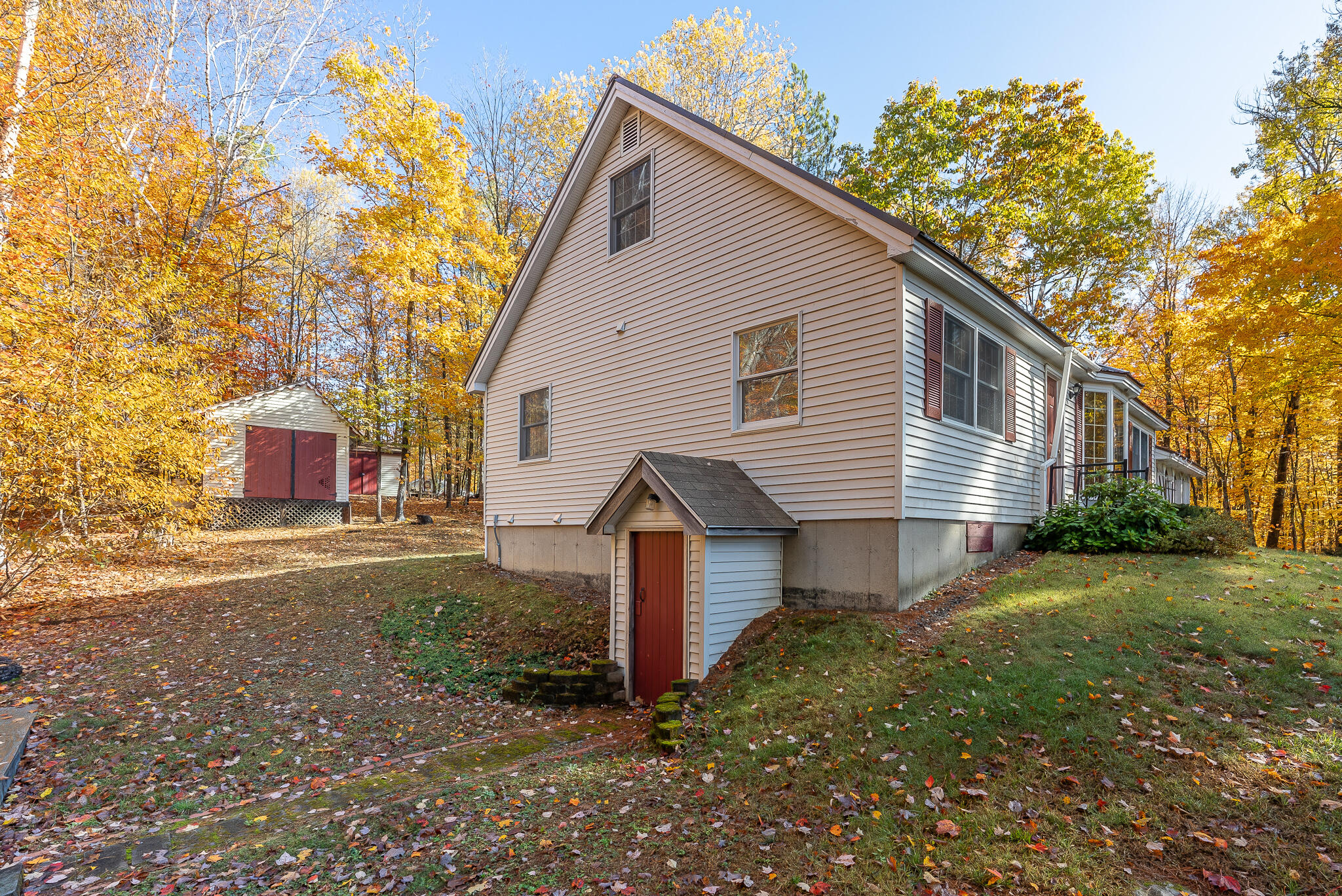 264 Day Mountain Road Temple ME 04984