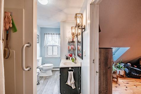 34 Middle Ridge Road Bridgton ME 04009