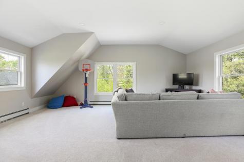 14 Maggie Way Yarmouth ME 04096