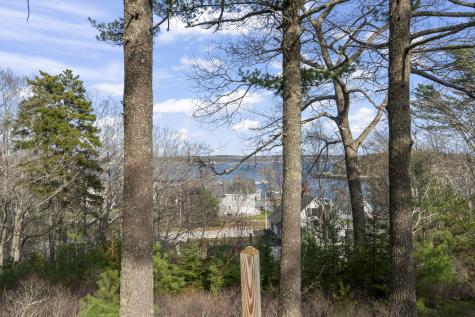 15 Blueberry Hill Road Georgetown ME 04548