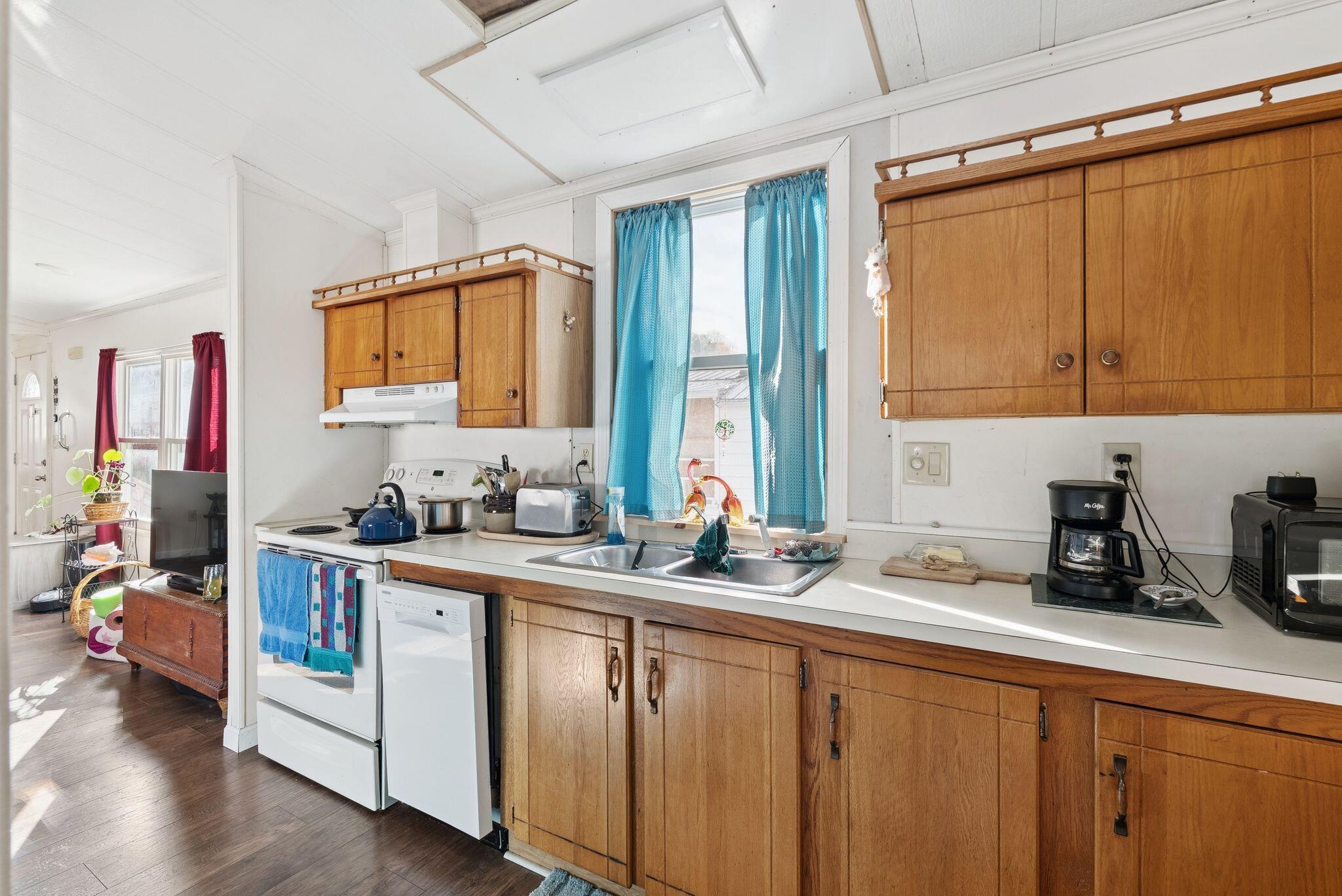 12 Lilac Lane Augusta ME 04330