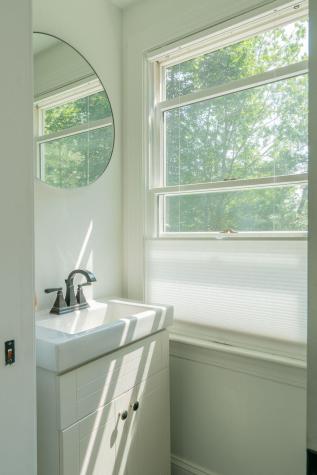 32 Pleasant Hill Road Falmouth ME 04105