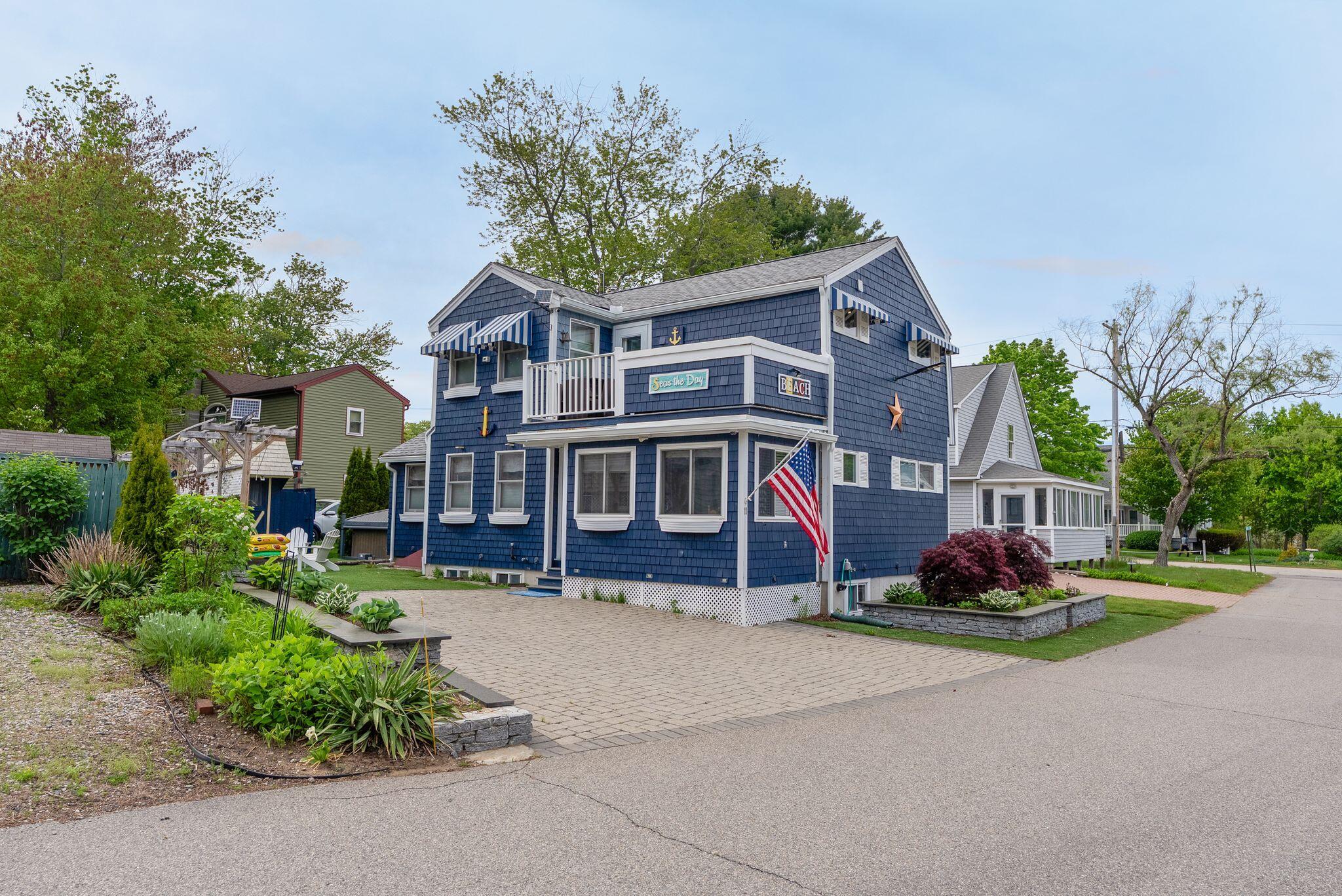 Ogunquit ME, 11 Rose Lane