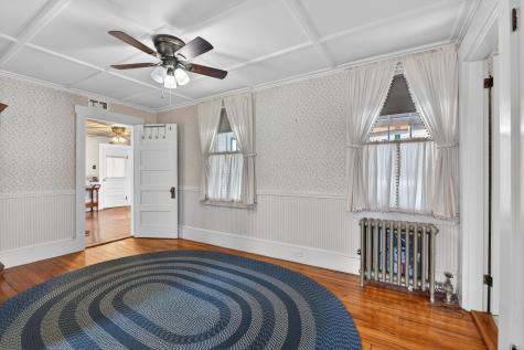 13 Grove Avenue Sanford ME 04073