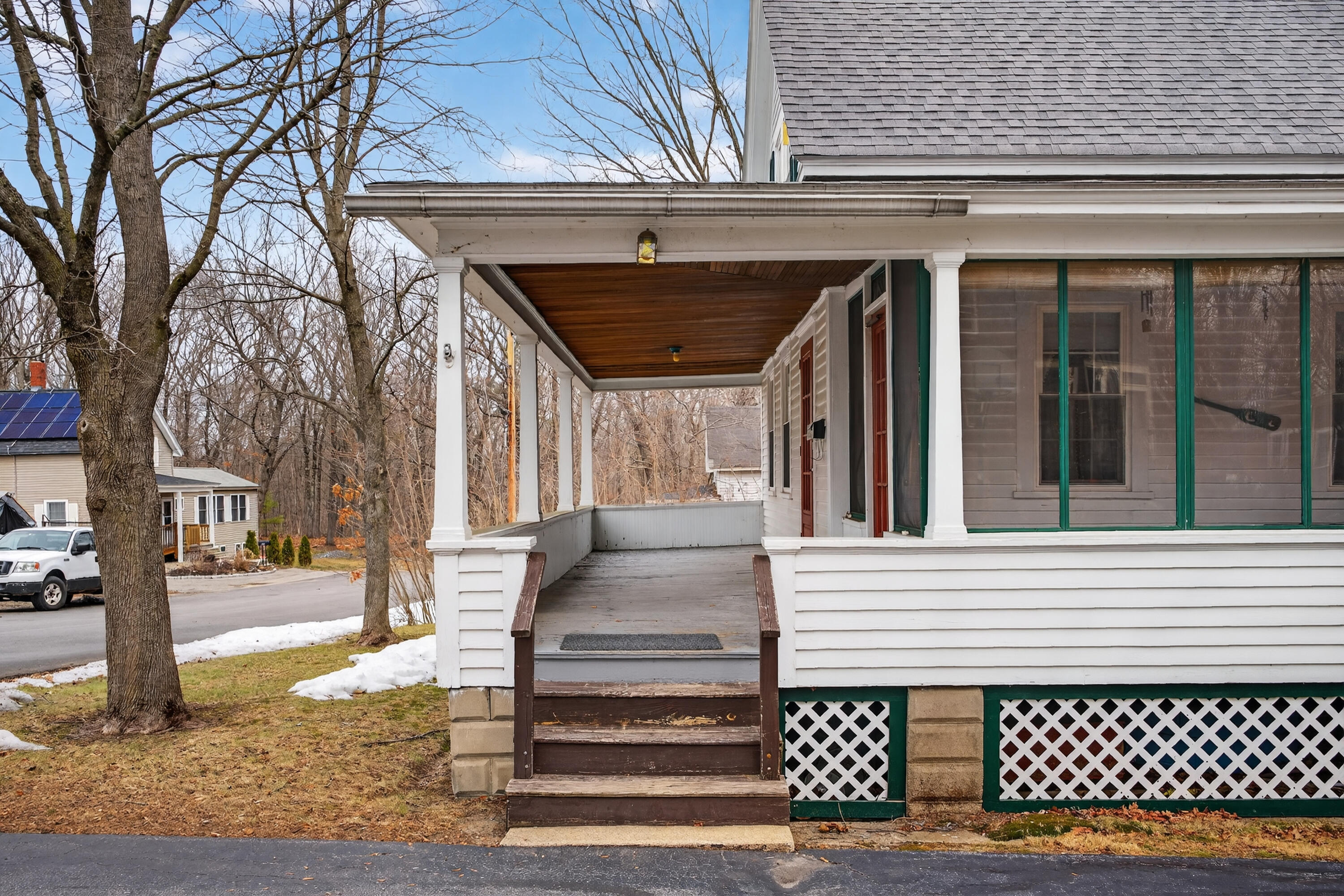 13 Grove Avenue Sanford ME 04073