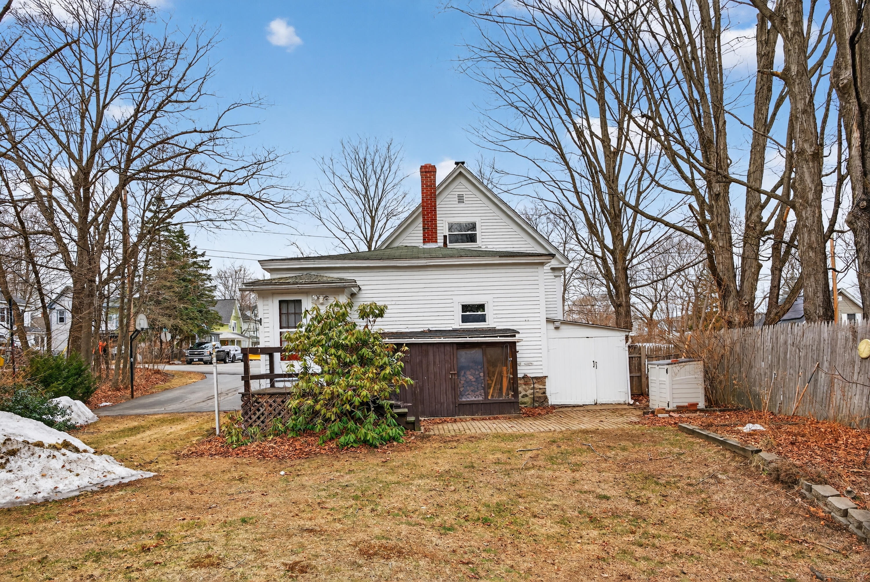 13 Grove Avenue Sanford ME 04073