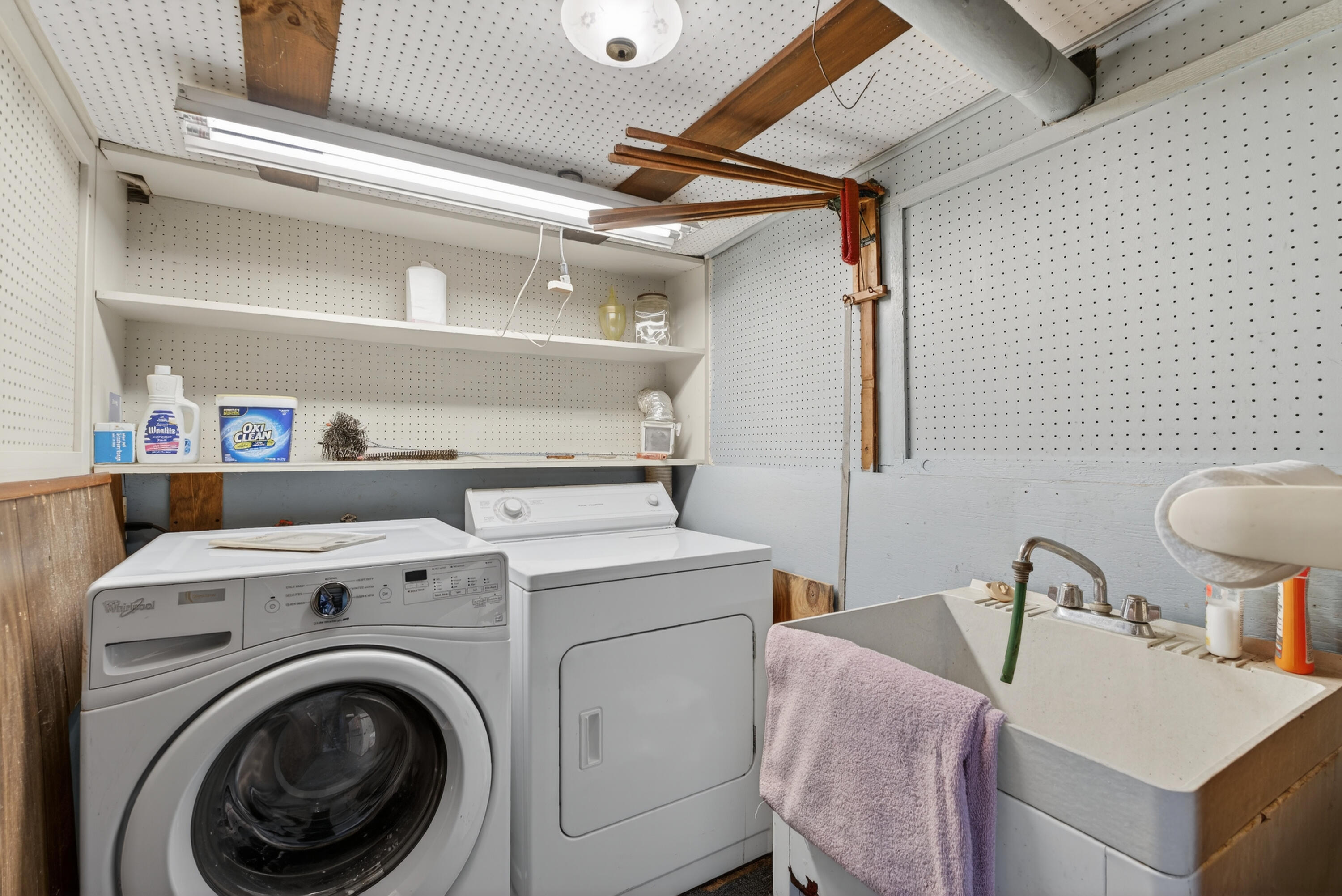 13 Grove Avenue Sanford ME 04073