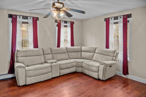 184 King Hill Road Naples ME 04055