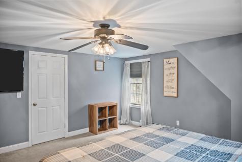 184 King Hill Road Naples ME 04055