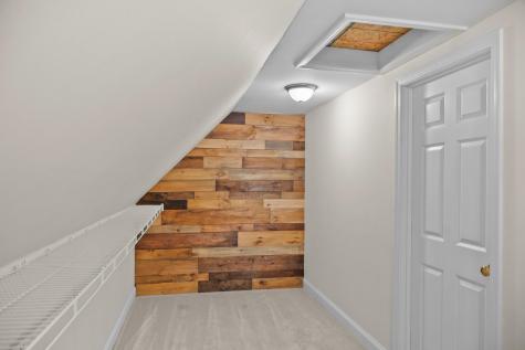 184 King Hill Road Naples ME 04055