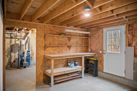 184 King Hill Road Naples ME 04055