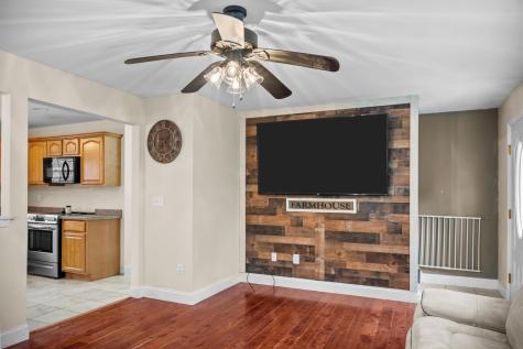 184 King Hill Road Naples ME 04055