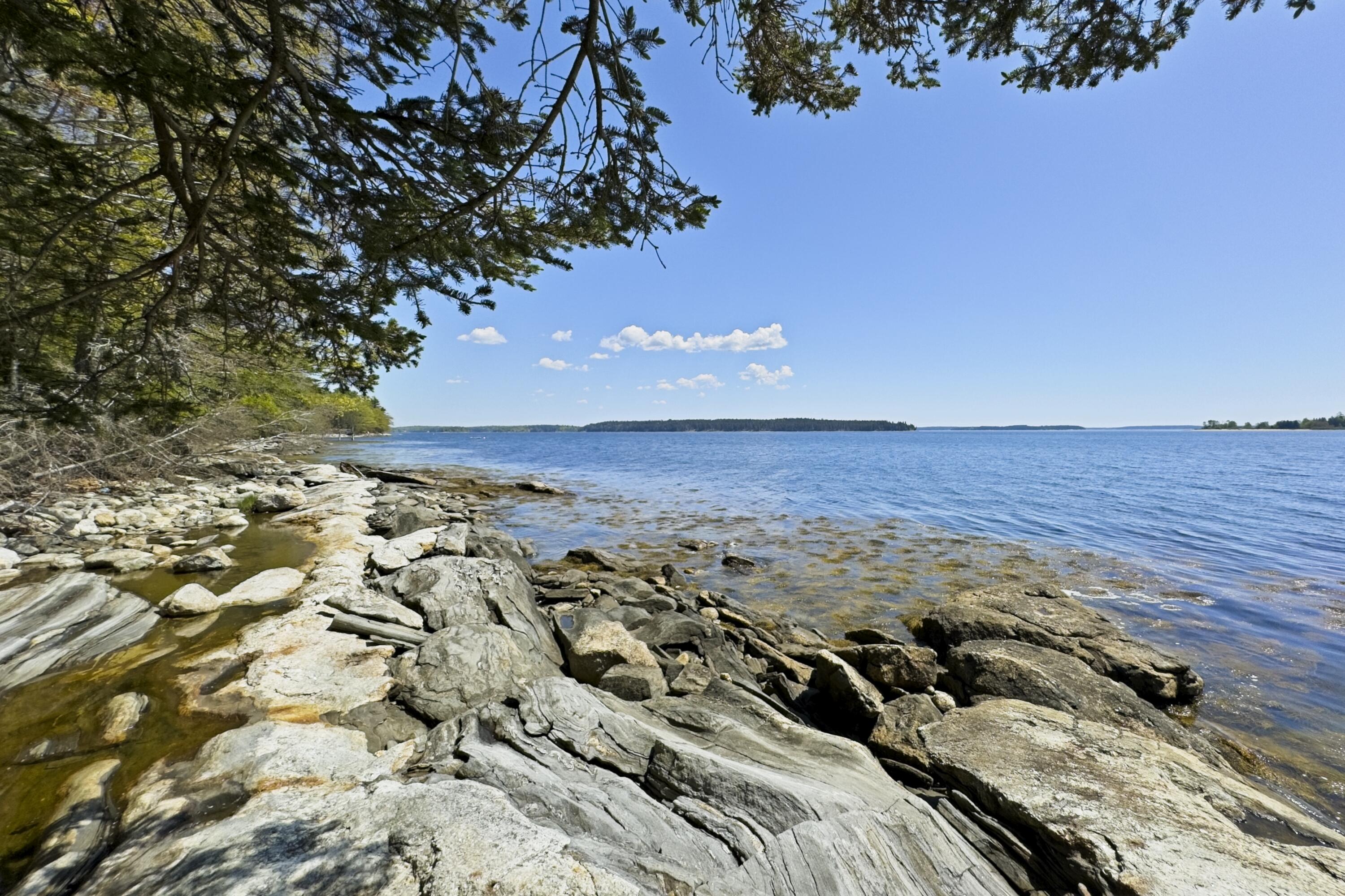 153 Back Shore Road Bristol ME 04564