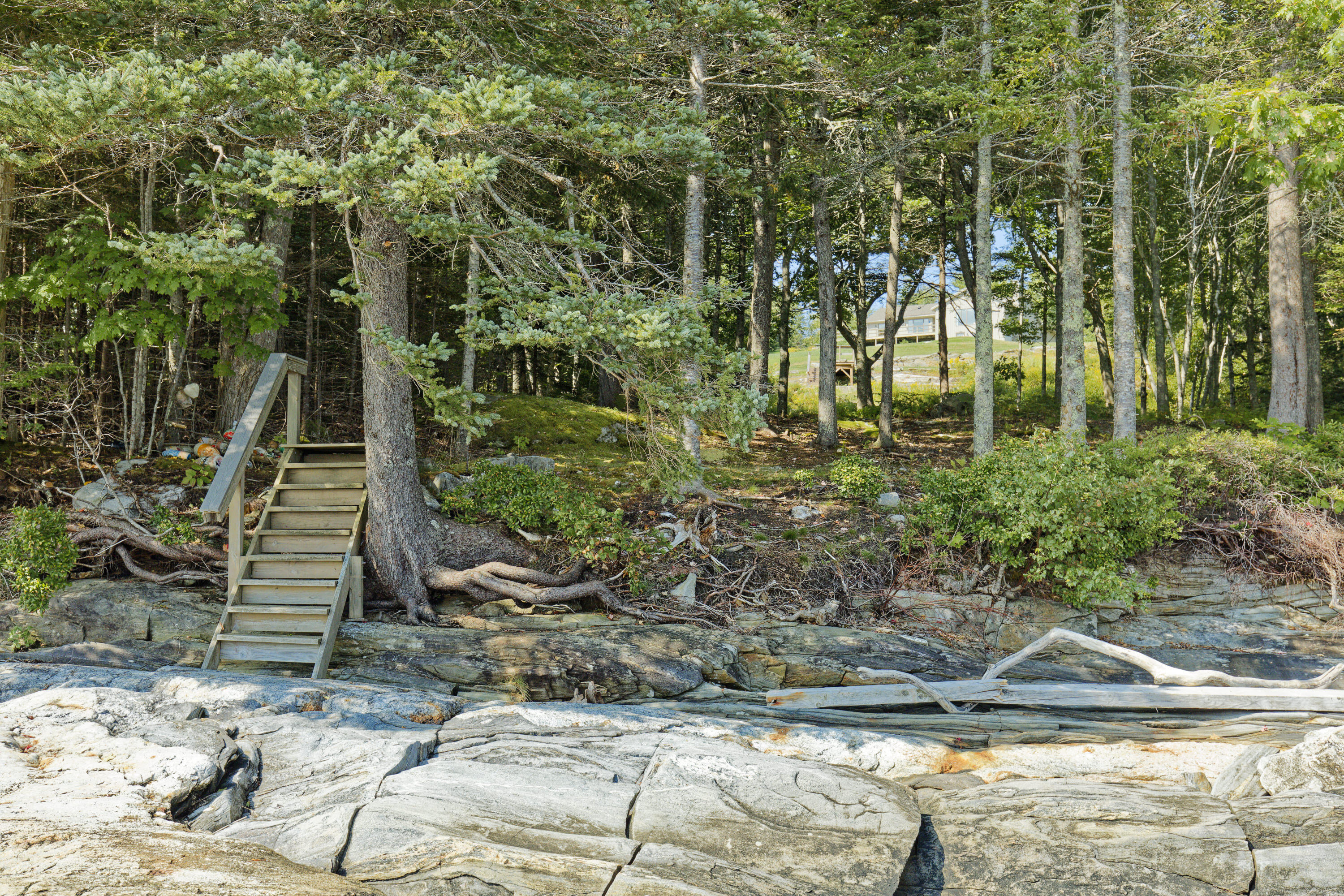 153 Back Shore Road Bristol ME 04564