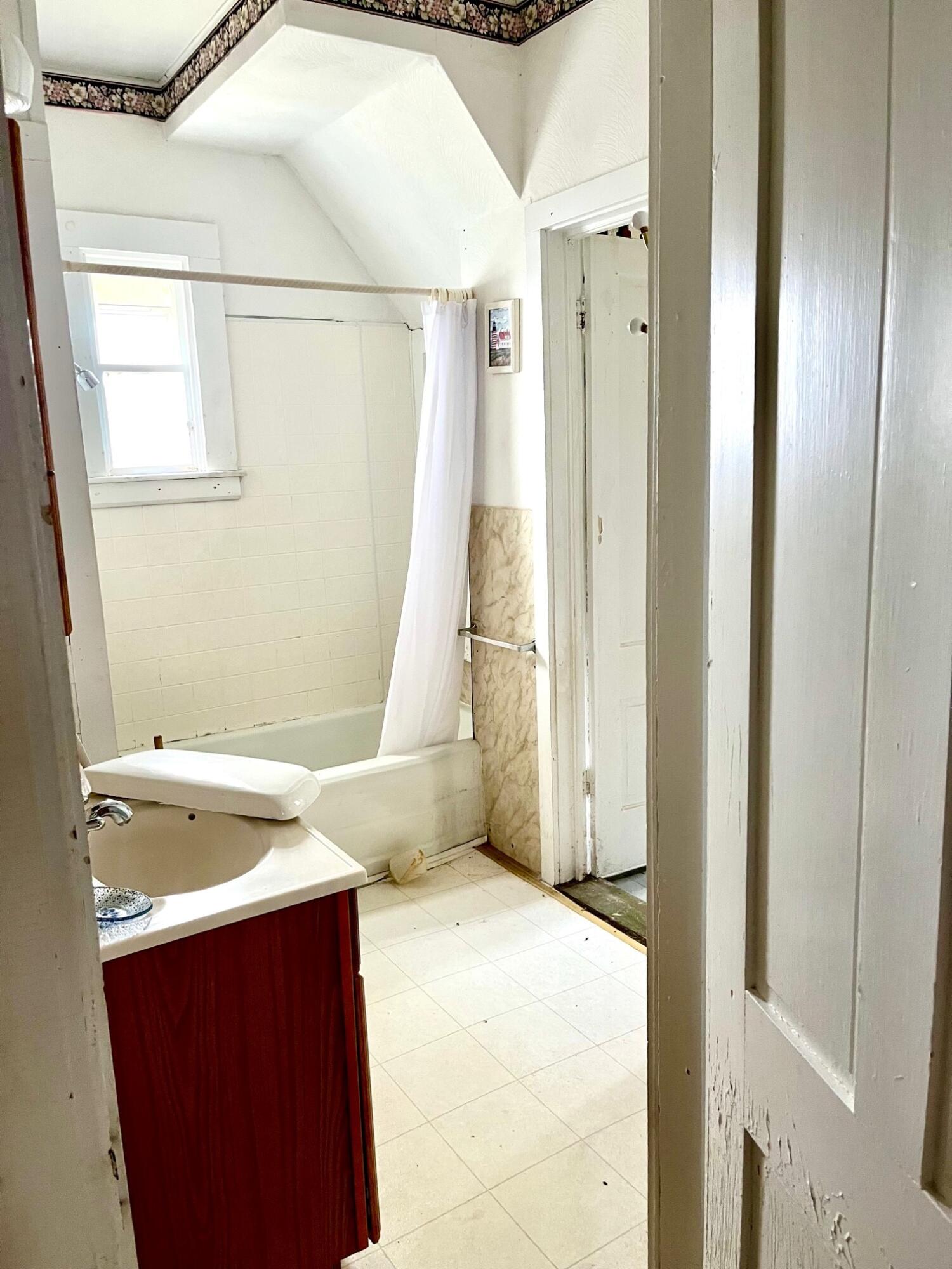 681 S Gouldsboro Road Gouldsboro ME 04607