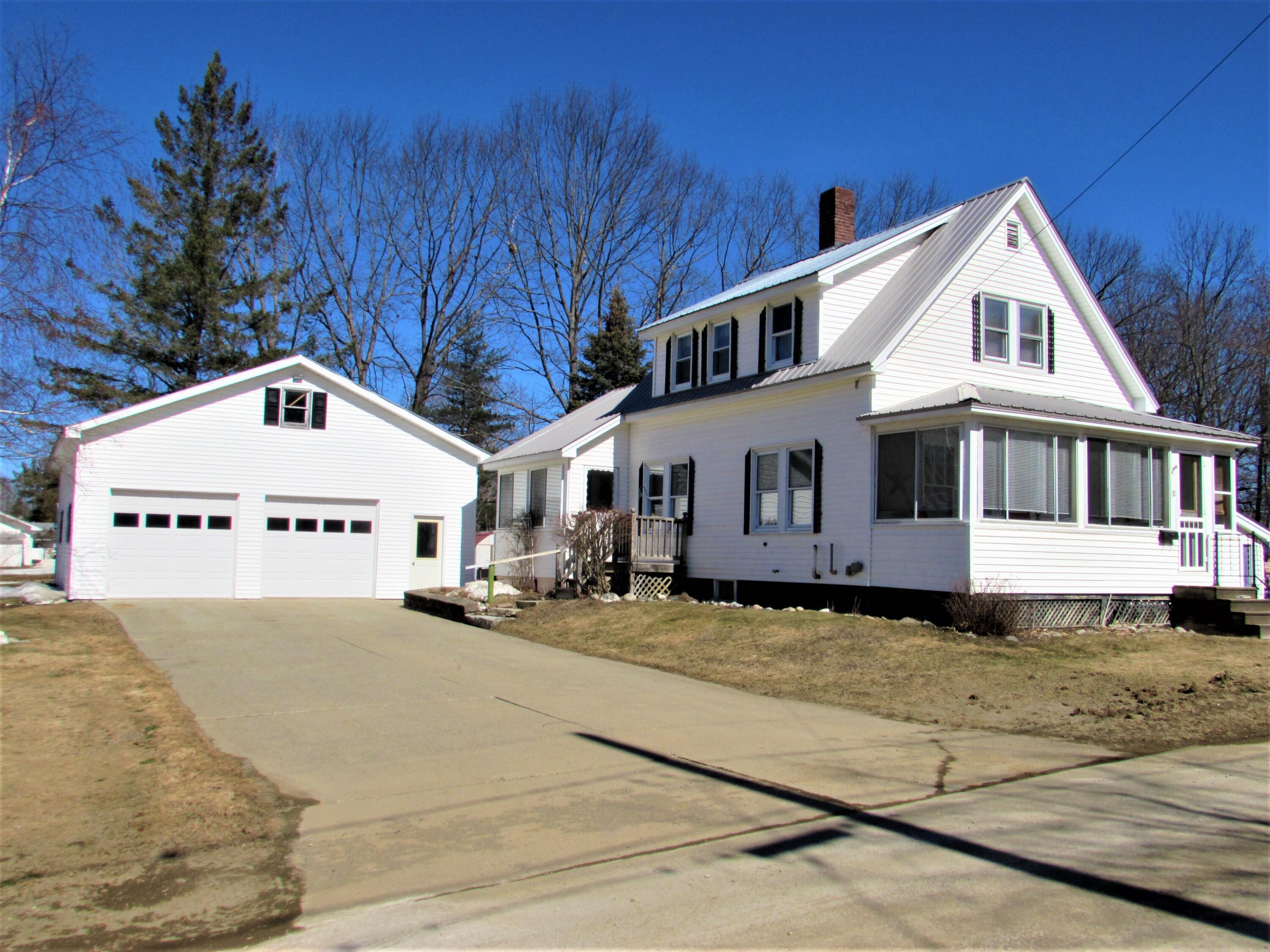 28 Highland Avenue Newport ME 04953