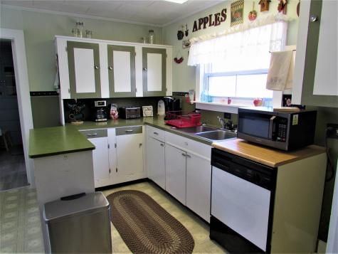 28 Highland Avenue Newport ME 04953