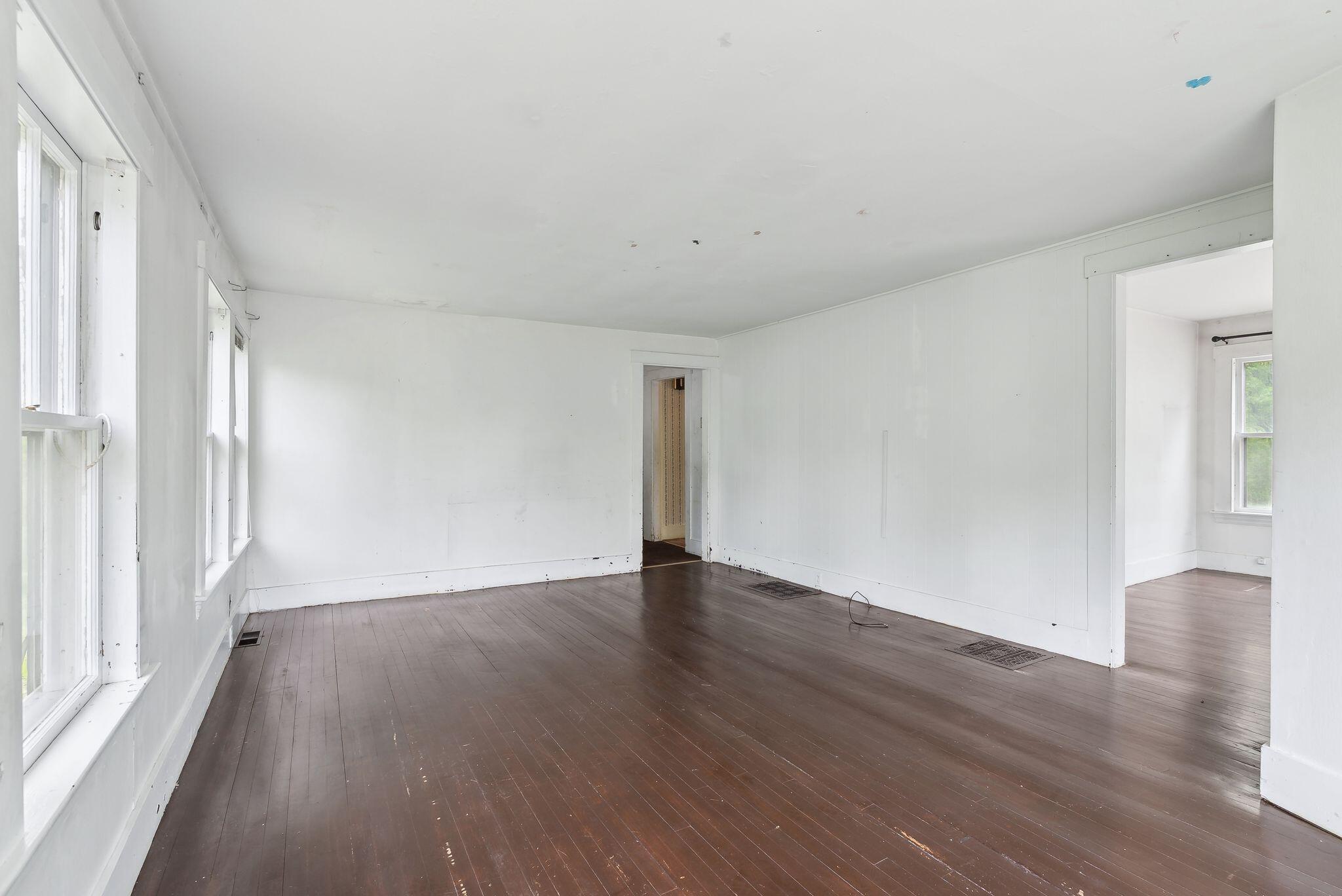 705 + 707 Maine Avenue Farmingdale ME 04344