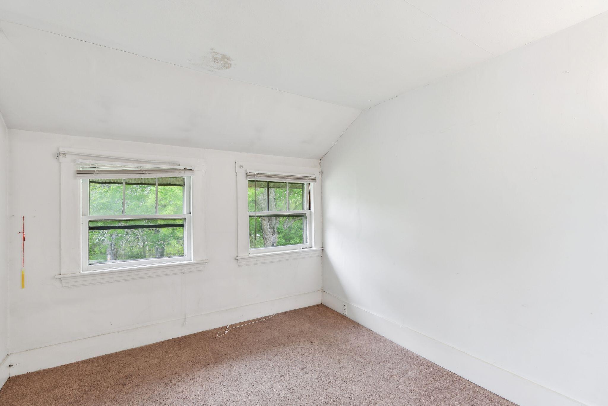 705 + 707 Maine Avenue Farmingdale ME 04344