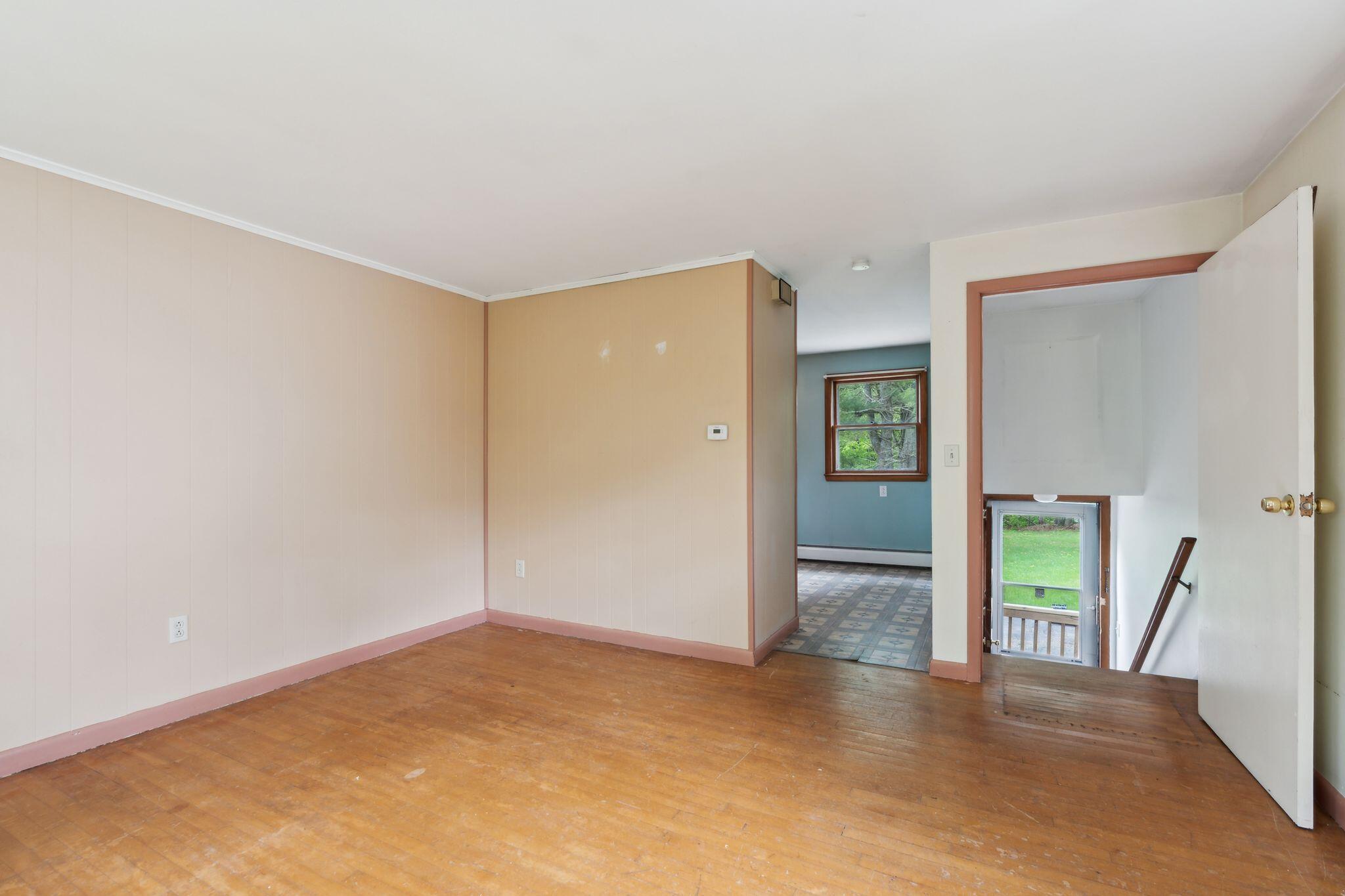 705 + 707 Maine Avenue Farmingdale ME 04344