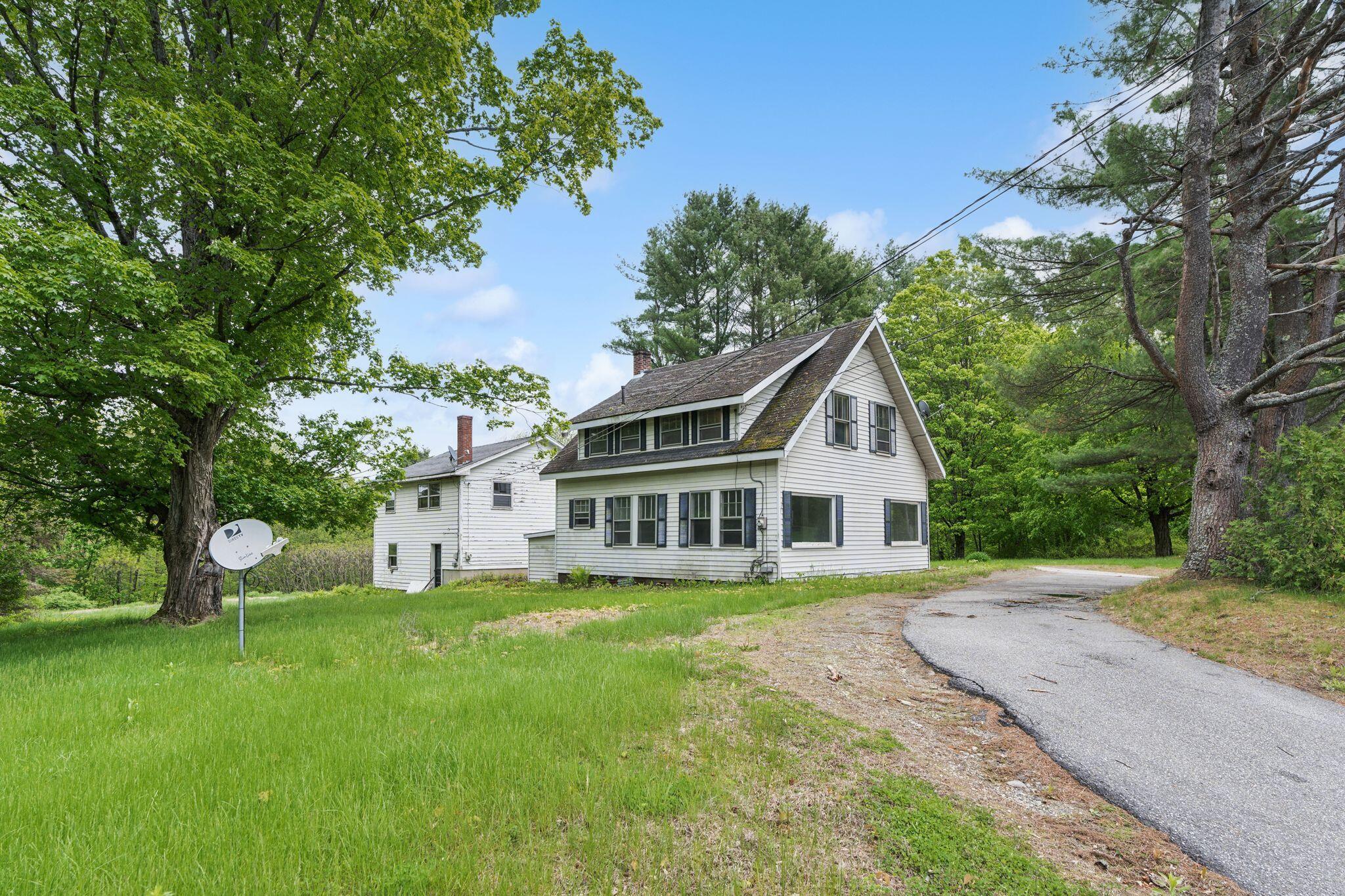 705 + 707 Maine Avenue Farmingdale ME 04344