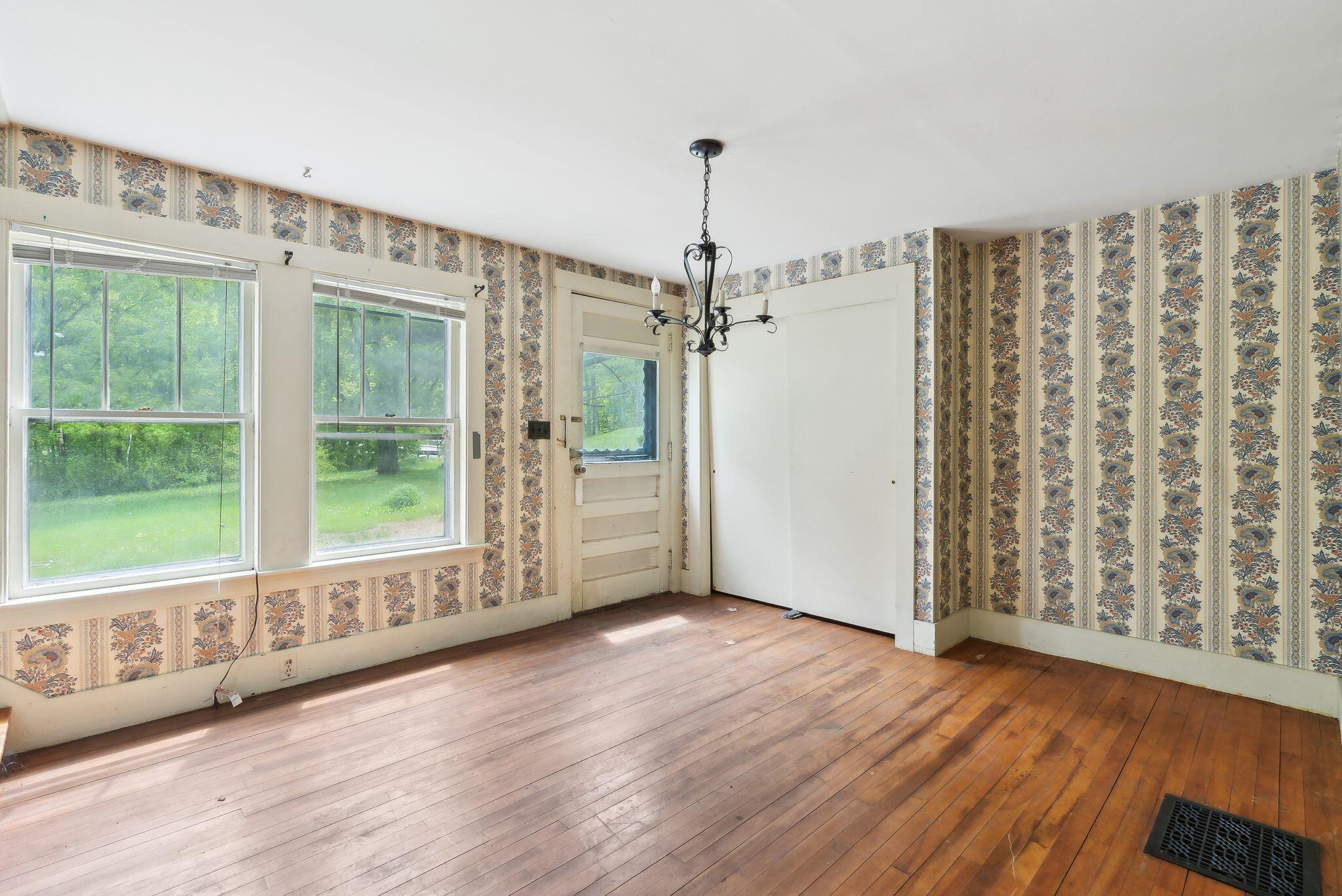 705 + 707 Maine Avenue Farmingdale ME 04344