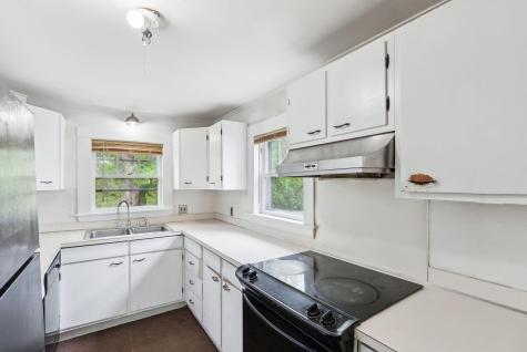 705 + 707 Maine Avenue Farmingdale ME 04344