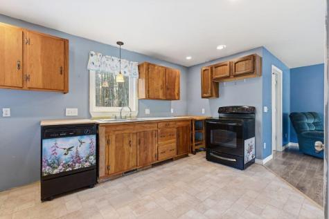 284 Log Cabin Road Arundel ME 04046