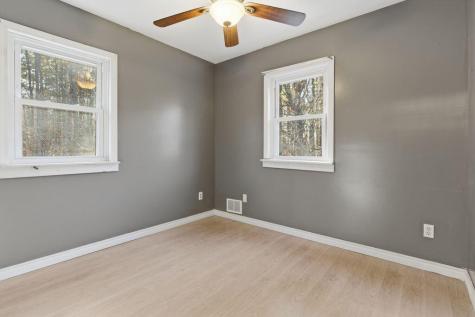 284 Log Cabin Road Arundel ME 04046