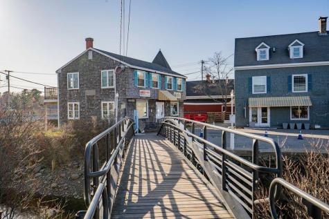 284 Log Cabin Road Arundel ME 04046