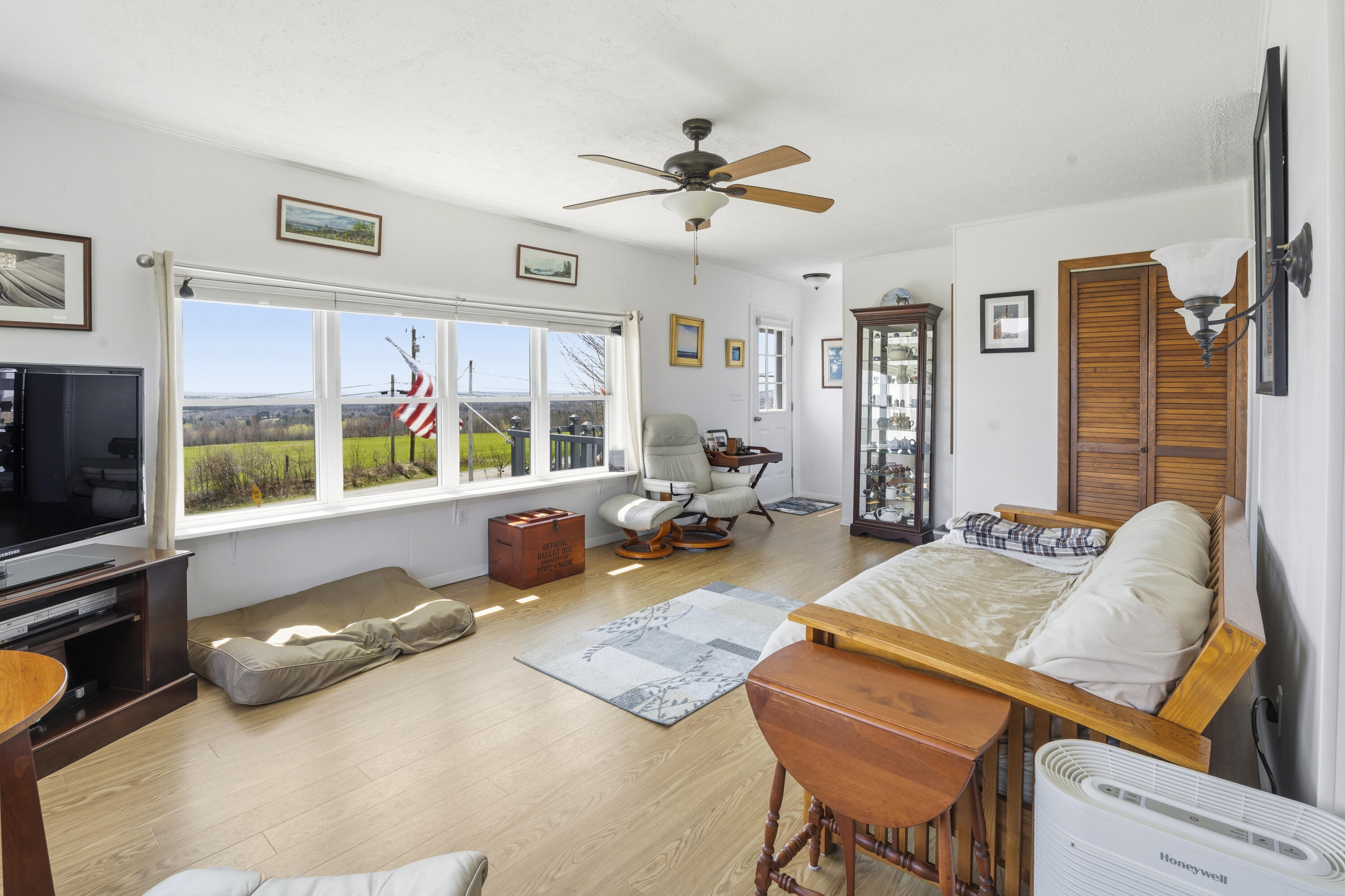 187 Ripley Road Dexter ME 04930